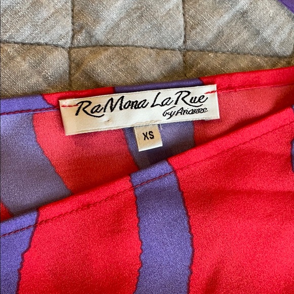 Silky blouse - Picture 4 of 5